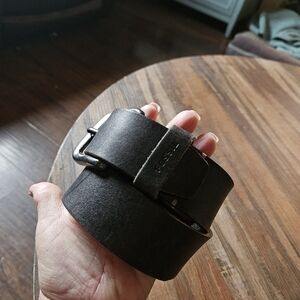 Men's Fossil Black Leather Belt Sz 40.  #34